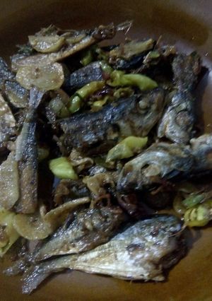 Foto resep Pindang asin bumbu iris..