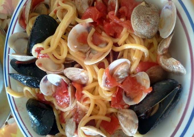 Spaghetti con vongole