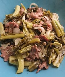 thịt bò xào dứa