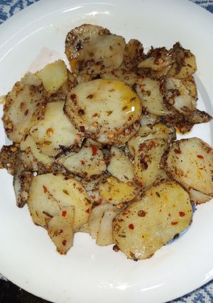 A picture of Fried Potato Slices.