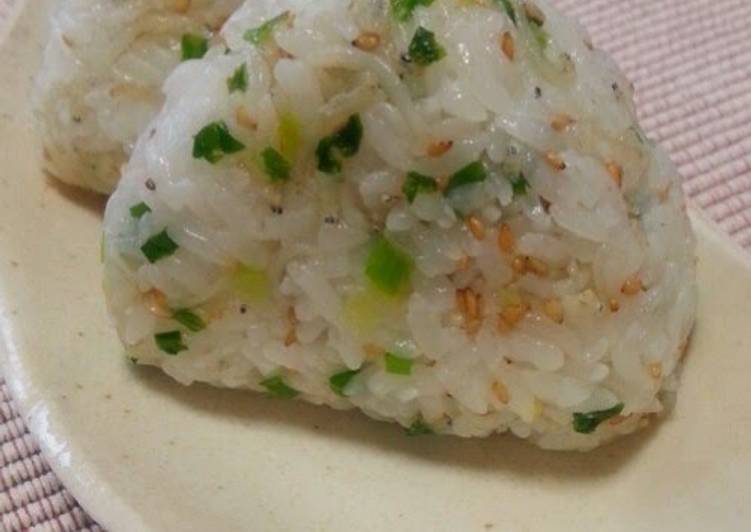 Steps to Make Super Quick Homemade Onigiri (Rice Balls) with Shirasu and Green Onions Stir-Fried in Sesame Oil