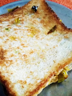 कैबेज़ सैंडविच (Cabbage sandwich recipe in Hindi) रेसिपी मुख्य फोटो