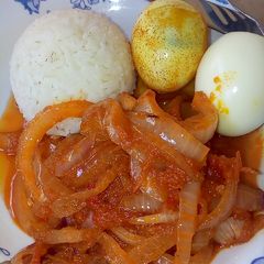 A picture of Onion stew.