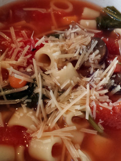 A picture of Minestrone soup.