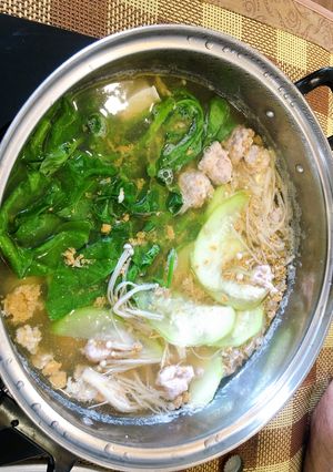 Hình của món Lẩu tôm cua nấu mướp (siêu ngon) - mâm cơm nhỏ của Trang 47.