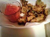 Can Fried Oysters & Sriracha Dipping Sauce