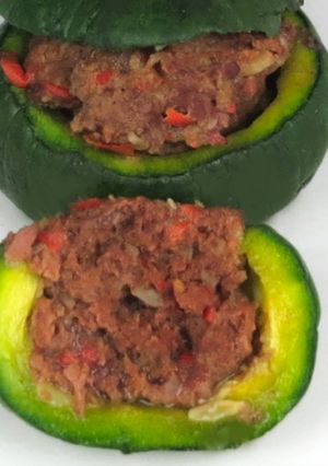 Una foto de Zapallitos o Zuchinis rellenos en 1 paso! 🥒👨‍🍳