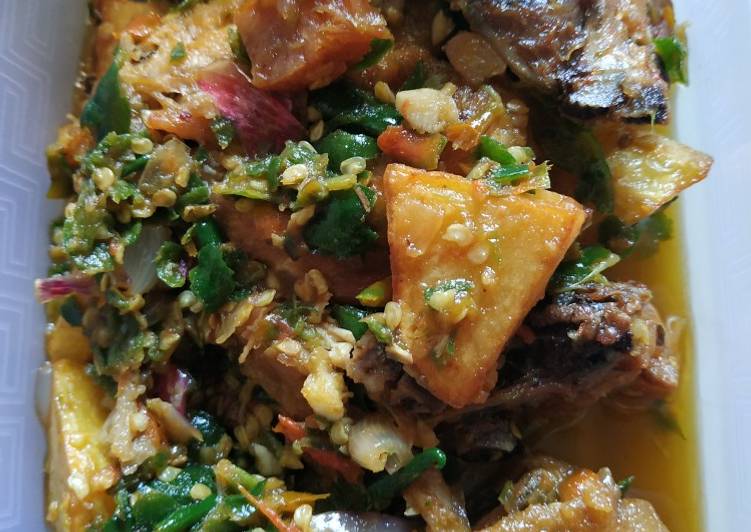 Bahan memasak Ayam geprek cabe ijo yang Bikin Ngiler