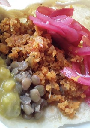 Una foto de Fajitas🌮🥕🥑 veganas🌮🌰