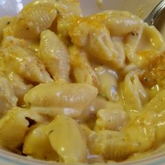 Deliciously creamy mac & cheese A picture of Deliciously creamy mac & cheese.
