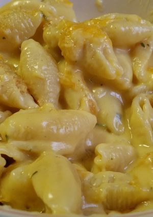 A picture of Deliciously creamy mac & cheese.