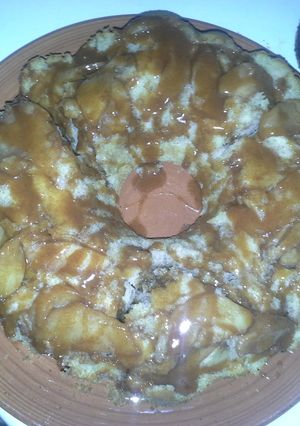 A picture of My version of the Apple Cake.