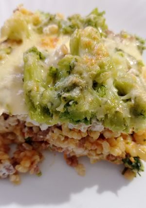 Rakott brokkoli medvehagymával recept fotója