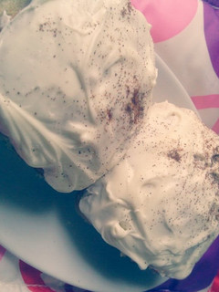 A picture of Cinnamon Pancake cupcakes.