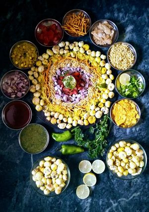 મખાના ભેળ(Makhana Bhel Recipe in Gujarati) રેસીપી મુખ્ય ફોટો