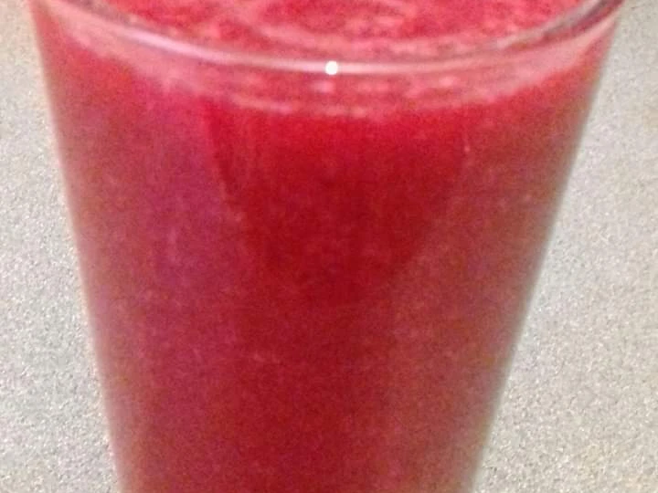 Easy Steps to Prepare Recipe Paw paw, Red apples, Water melon and frozen Pineappe Smoothie that is Delicious, Tasty}