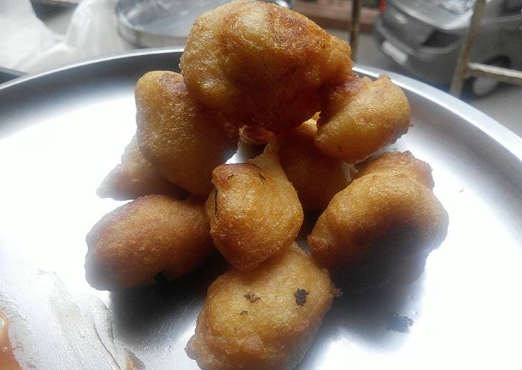 Steps to Make Quick Split Black Gram Fritters - Medu Vada.