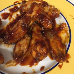 A picture of Honey BBQ Wings.