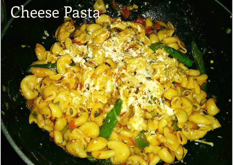 Recipe of Appetizing Cheese pasta - South Indian Style