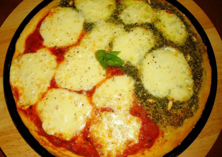 Recipe of Award-winning Genovese &amp; Margherita Pizza