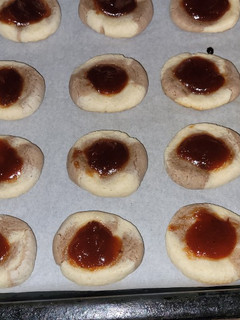 Una foto de Ojitos con aceite y cocoa