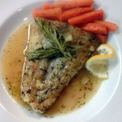 A picture of Cod in Herbed Lemon Wine Sauce.