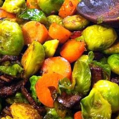 A picture of tasty brussel sprouts.