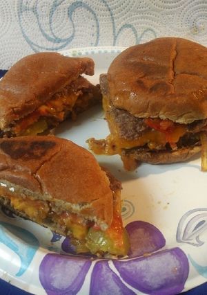 A picture of Stuffed Cheeseburgers.