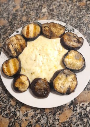 Una foto de Tortilla de zucchini con berenjenas asadas