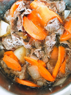 簡易版馬鈴薯燉肉(電鍋可一鍋到底) 的食譜成品照片