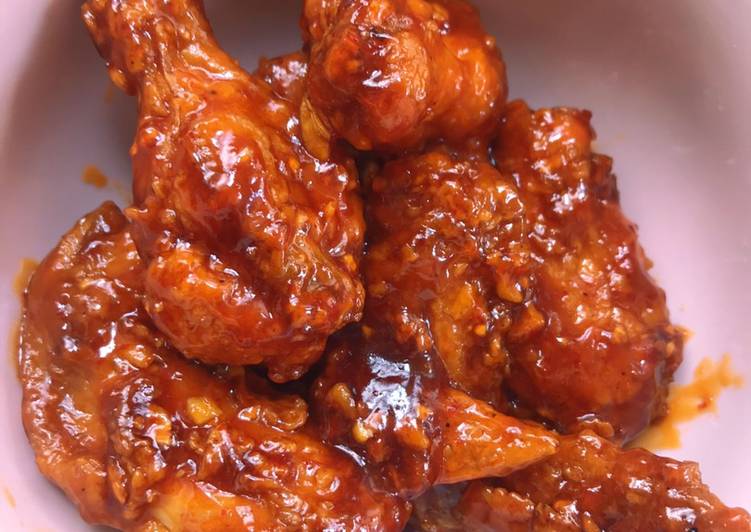 Langkah Mudah untuk Menyiapkan Korean chicken wings, Lezat Sekali