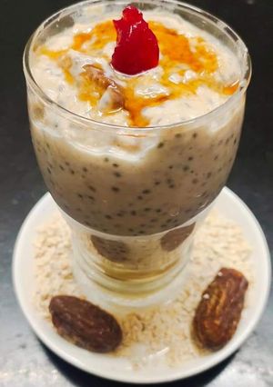 A picture of Oats chia pudding.