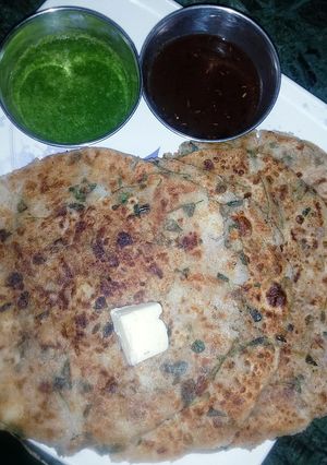 मेथी आलू के पराठे (Methi aloo ke parathe recipe in Hindi) रेसिपी मुख्य फोटो