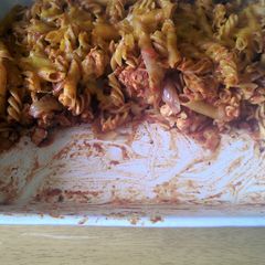 A picture of Mandys chicken pasta bake.