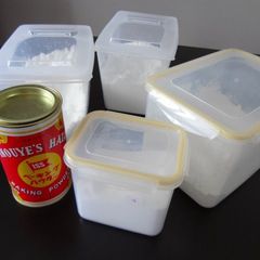 A picture of Homemade Pancake Mix with Only 5 Ingredients.