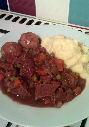 A picture of Vickys Scottish Beef Stew & Suet Doughballs GF DF EF SF NF.