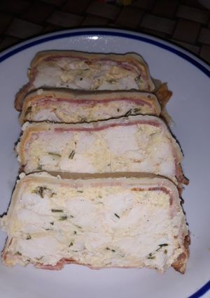 Sajtos-tejfölös csirkemell őzgerinc formában recept fotója