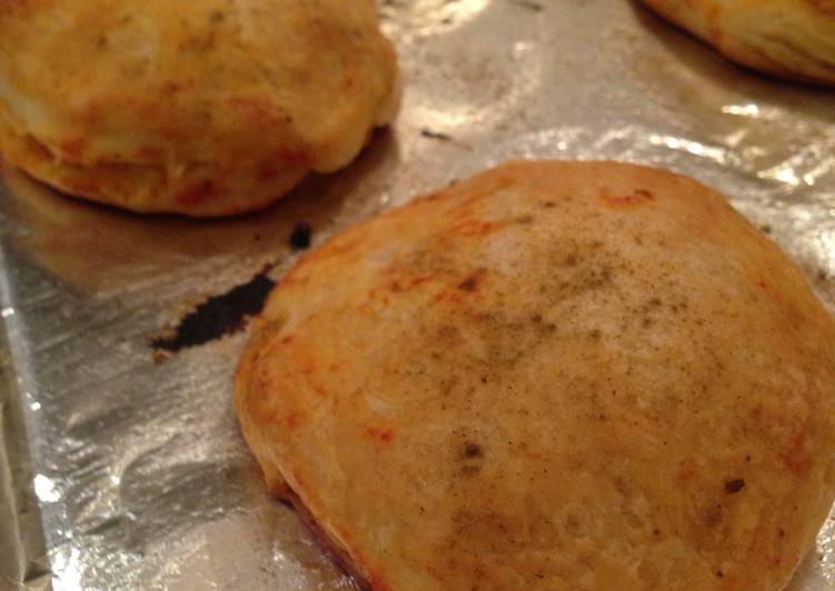 Steps to Prepare Homemade Kaley&#39;s biscuit hot pockets