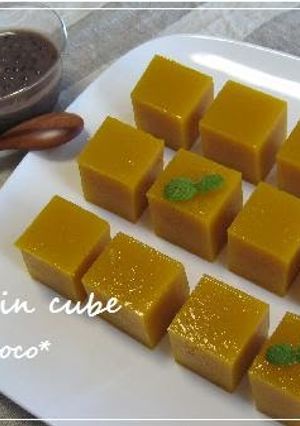 A picture of Kabocha Squash "Sweet Cubes" with Azuki Sauce.