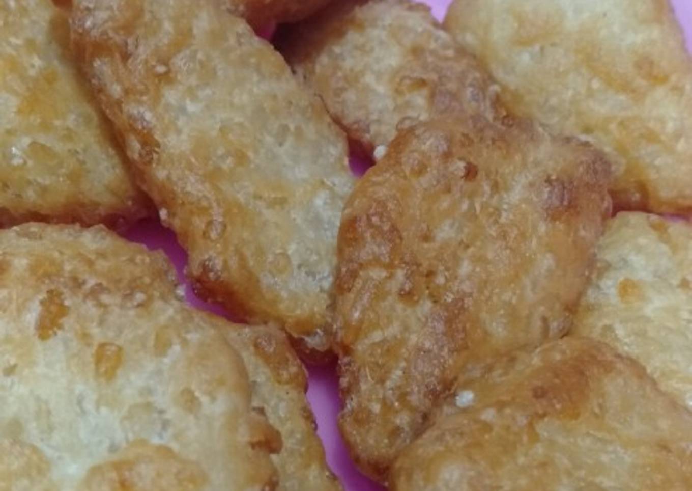 Nasi masih ? jangan dibuang, bikin cemilan enak ini aja