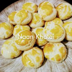 A picture of Naan khatai.