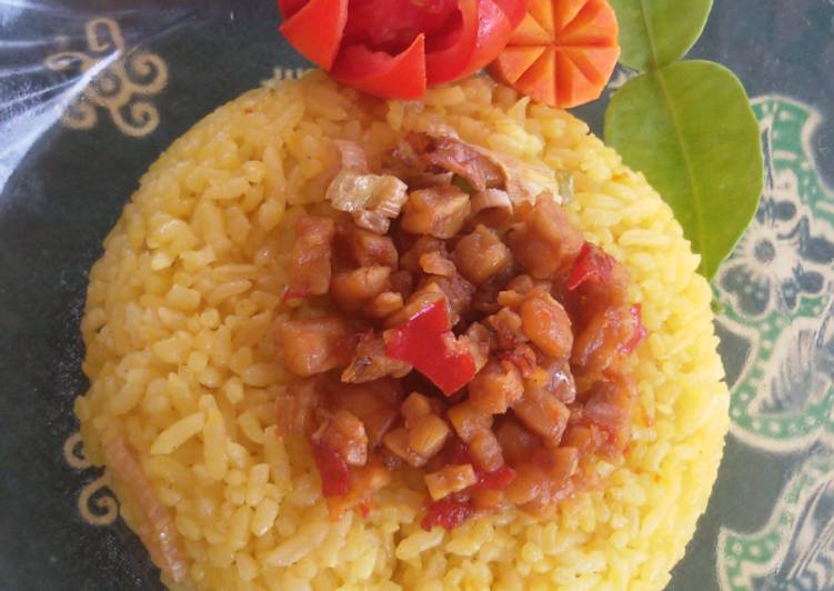 Nasi Kuning Sumenep