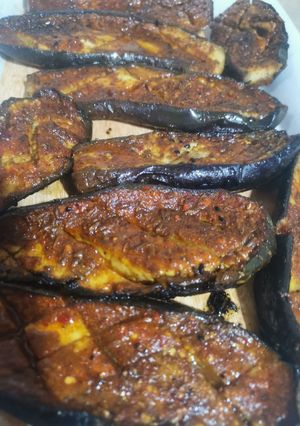 A picture of Brinjal fry.