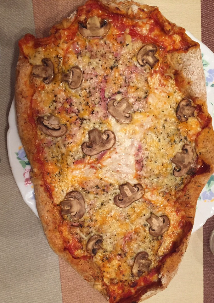 Una foto de Pizza margarita casera