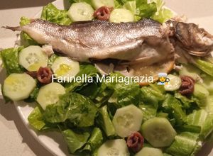 Foto di La freschissima insalata di lattuga cetrioli km zero e sarde salate e spigola 👩‍🍳🏡🎵❤️🦁