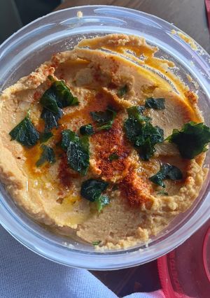 Una foto de 🌿 Hummus de garbanzos casero
