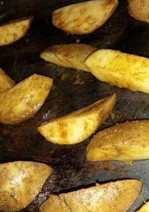 صورة لوصفة بطاطا ويدجيز(يصلح للرجيم)-Potato Wedges
