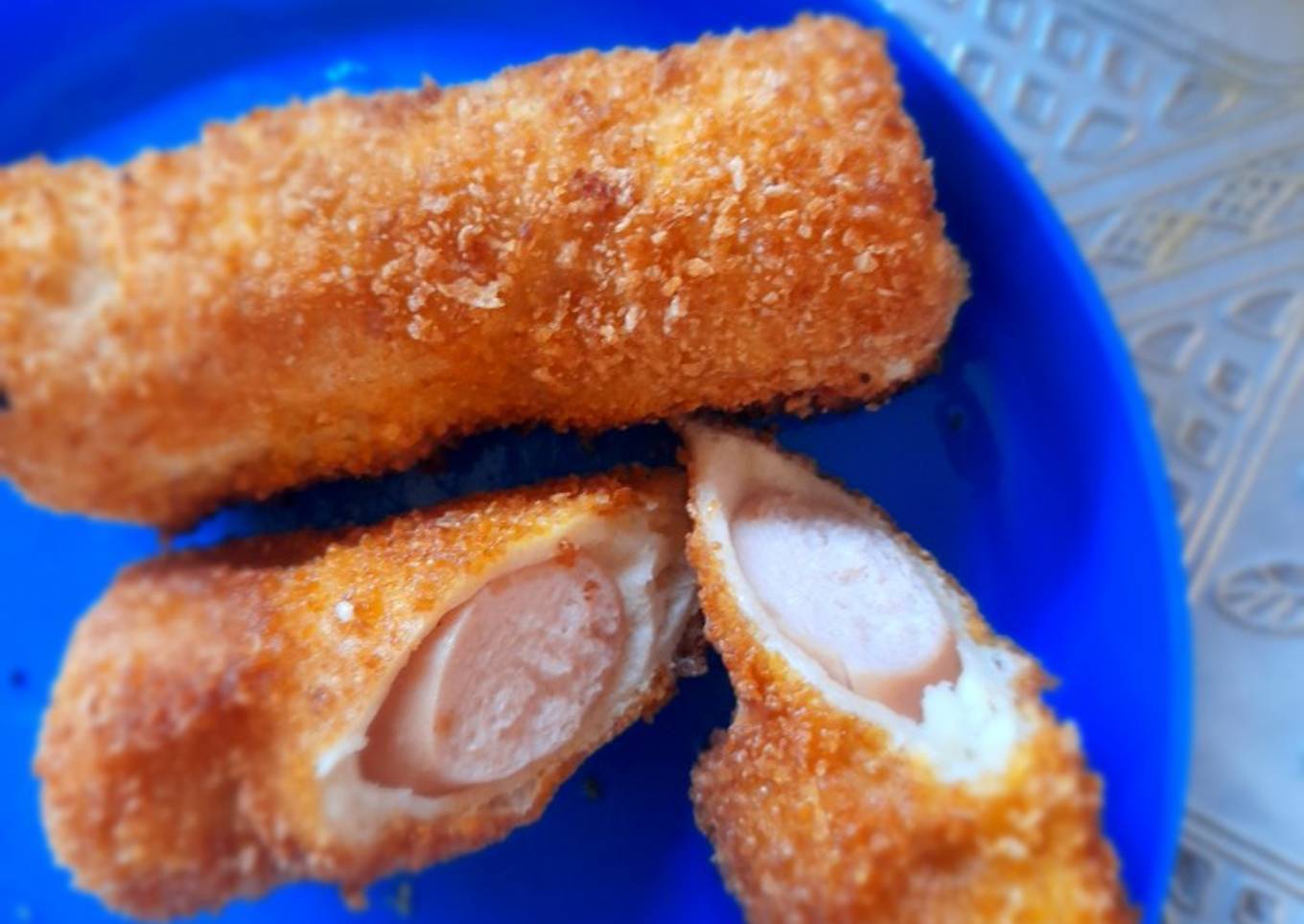 Crispy hot dogs😀
