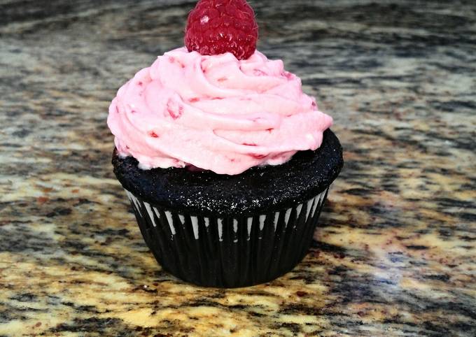 Sinfully Chocolate Cupcakes with Raspberry Buttercream Icing