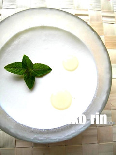 A picture of Honey Yogurt Jello.